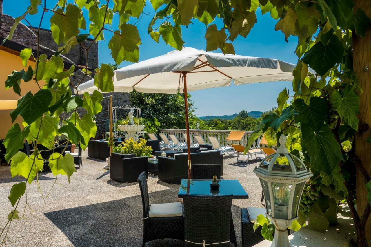 Borgo Dei Poeti Romantik Hotel Manerba del Garda Bagian luar foto